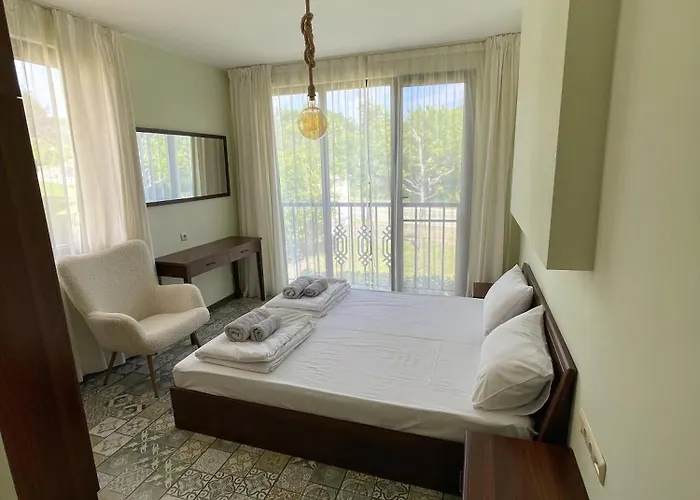 Apartment Two Bedroom In Gl *