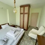 Two Bedroom In Gl Apartmán