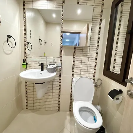 Two Bedroom In G Life Apartment *