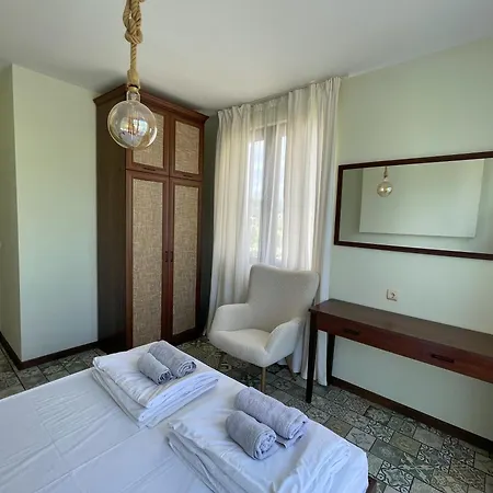 Two Bedroom In G Life Apartment *